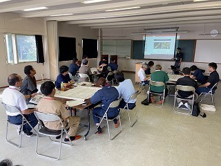 竹永係長よりてんさい栽培の基本について、講義を行いました