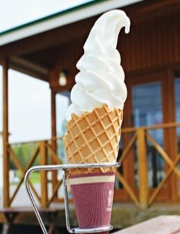 （７）おこっぺアイス直売店