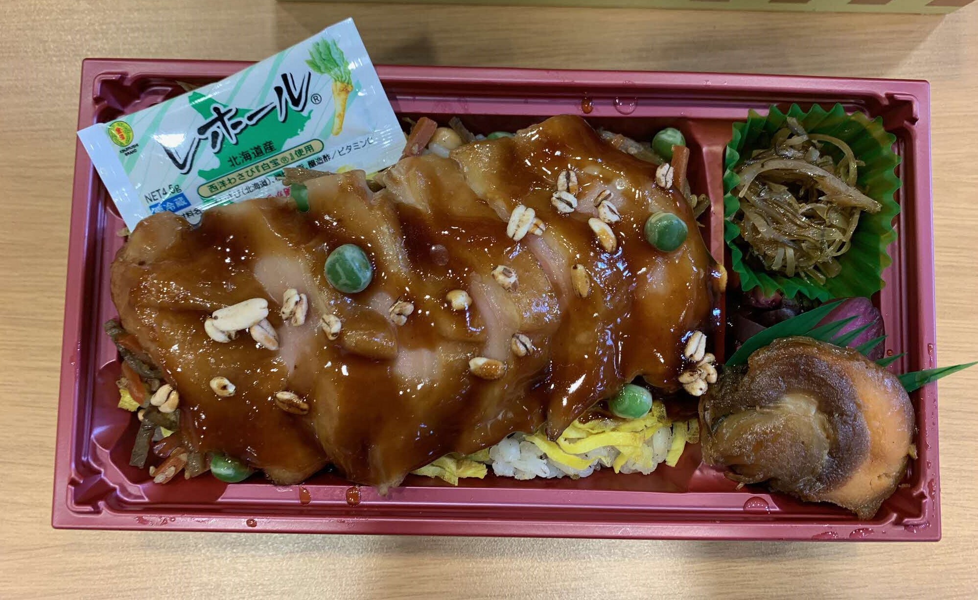 駅弁【知床とりめし】