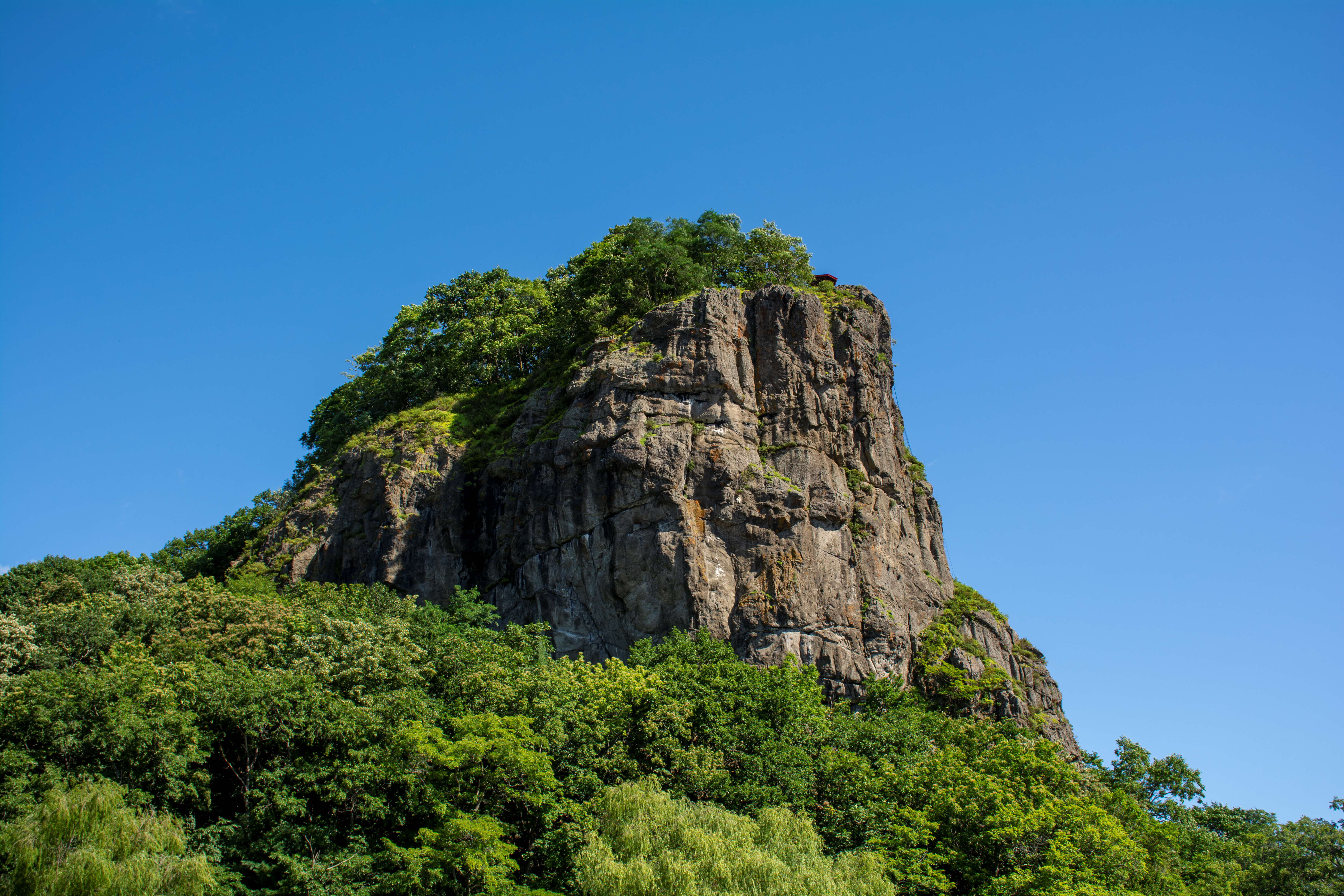 瞰望岩 (JPG 2.68MB)