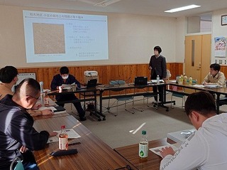 収量が多い人は着莢数が多いことを確認できました！