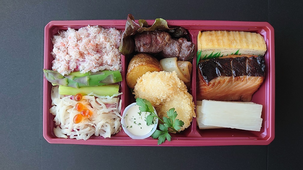 ホテル黒部のオホーツク弁当